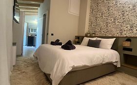 Nerita'S Country Houses
